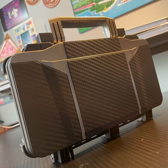Infinity Stone Briefcase - Picture 3 of 3